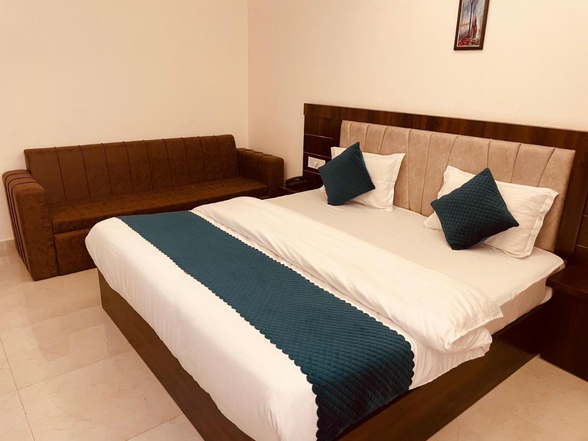 Divine Ganga - Luxury Comfort ! Travellers Delight ! Budget Friendly ! Prime Location ! Guest Favourite Haridwār Zewnętrze zdjęcie