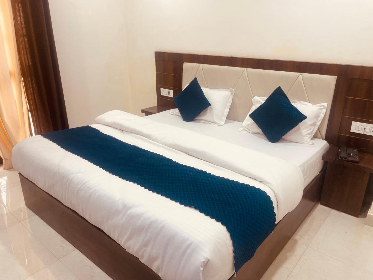 Divine Ganga - Luxury Comfort ! Travellers Delight ! Budget Friendly ! Prime Location ! Guest Favourite Haridwār Zewnętrze zdjęcie